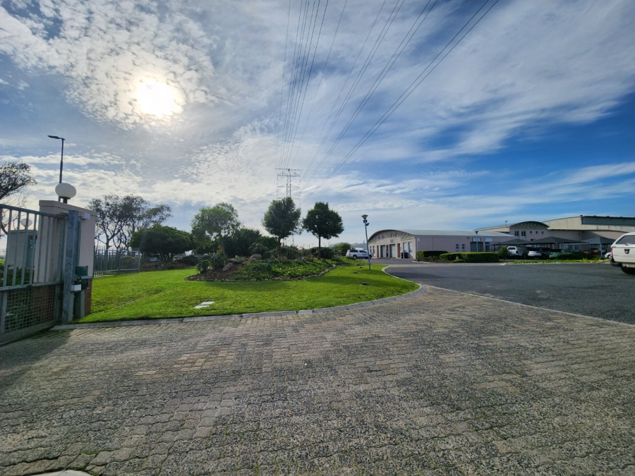 To Let commercial Property for Rent in Mall Interchange Western Cape